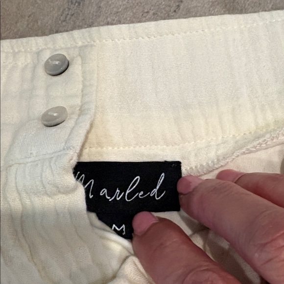 Cotton Muslin Lined Creamy White Skirt - Picture 2 of 7